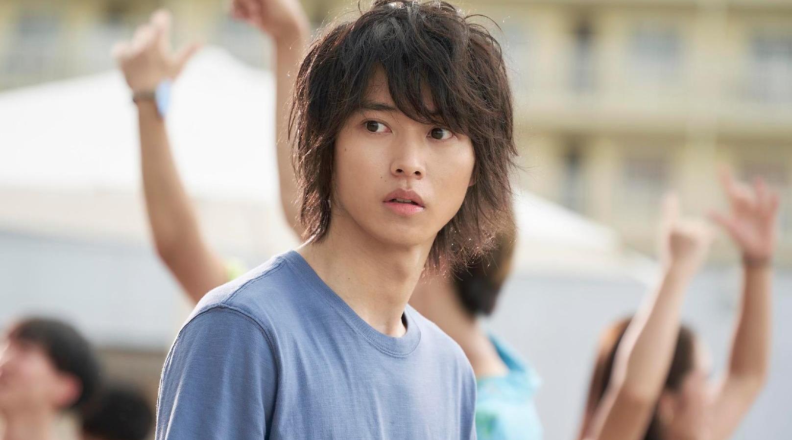 山崎贤人土屋太凤贺来贤人陷死亡游戏异世界