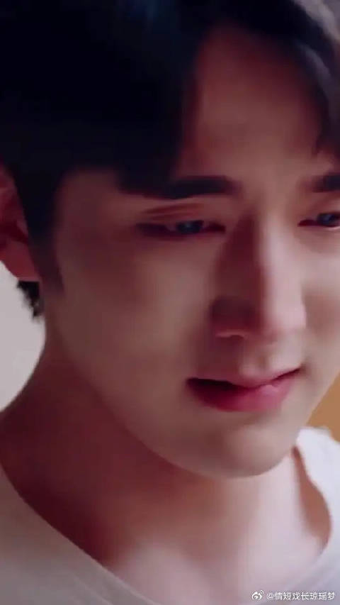 浅浅品一品演员张新成的哭戏