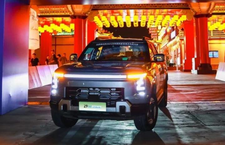 15万级的电混皮卡有多猛？综合扭矩800N·m，比猛禽还凶！