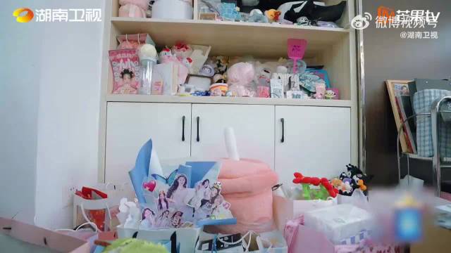 李莎旻子和管乐的家撞款了