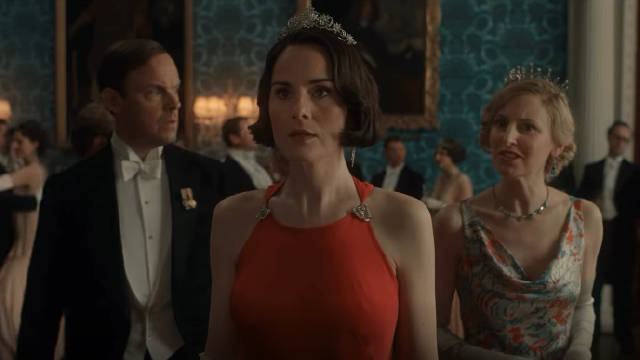 《唐顿庄园3》Lady Mary遭皇室晚宴驱逐，克劳利家族陷声誉危机