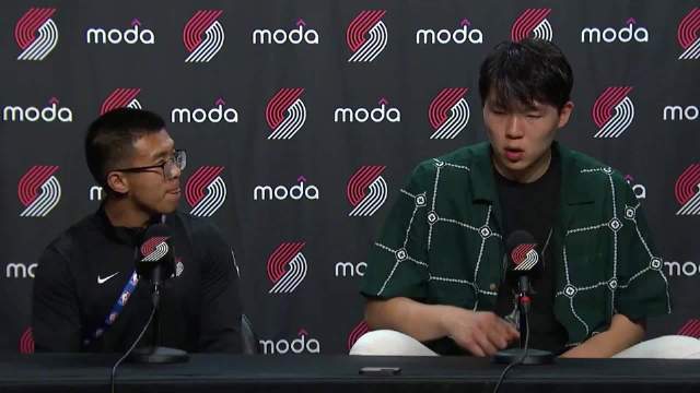 杨瀚森季前赛首秀4分4篮板1助攻，直言对战库里如打2K