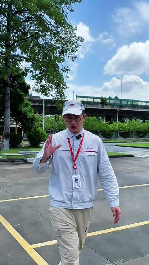 日产新款天籁11月上市，2.0T售价约18万元