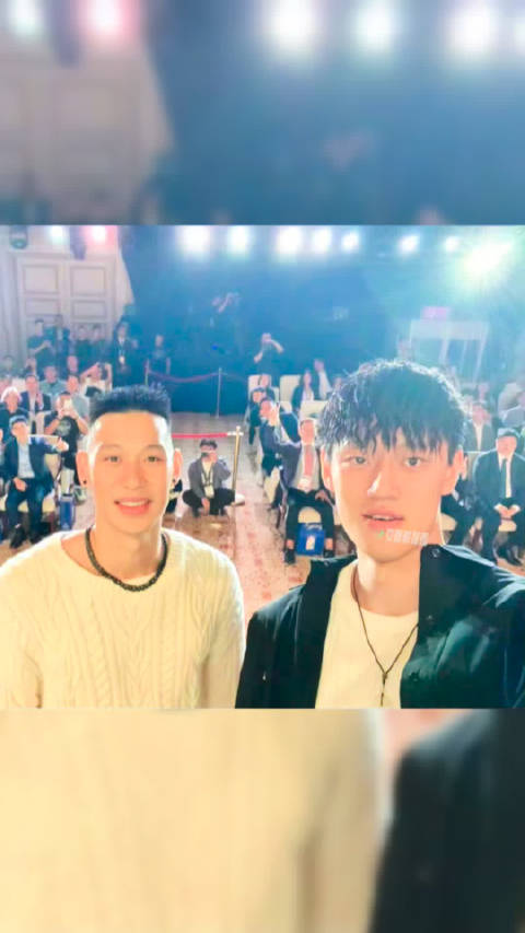 两个人都是那么阳光帅气 文娱鲜锋榜曾凡博