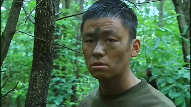 全剧的女主角，被许三多一肘给干没了！士兵突击