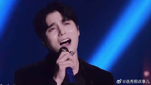 歌曲《停格》，阿云嘎蔡健雅抒情的曲调，惹哭众网友