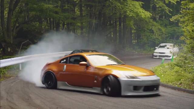 这就是老破旧燃油车~ 漂移改装车