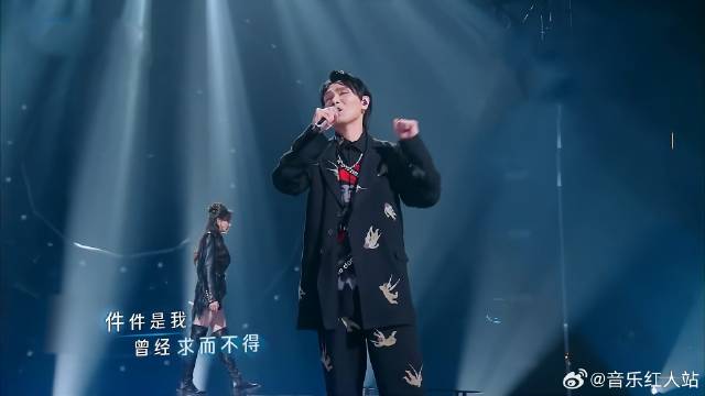 杨宗纬翻唱《听说你》，开口，网友：这是要逼死原唱！