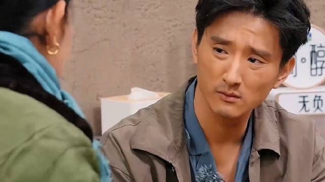 倪萍给于小彤搭戏，劝儿子去相亲，带着口音对戏很有感觉