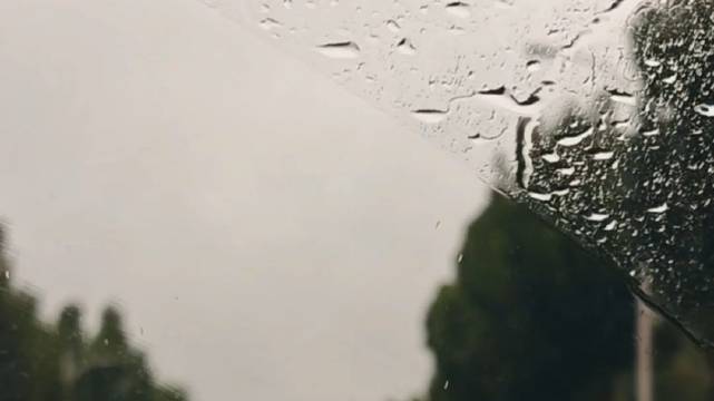 雨天练车上高速，副驾护航保安全