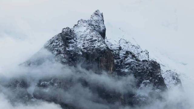 领克汽车7天穿越昆仑路网，70年工程铸就超级风景