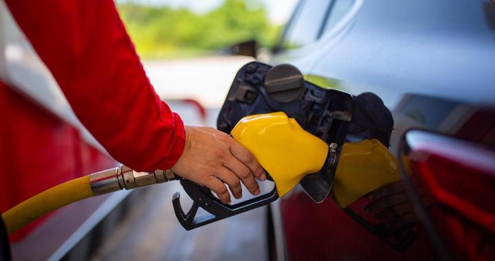 “95的车错加了92汽油！赶紧兑点98？”别！