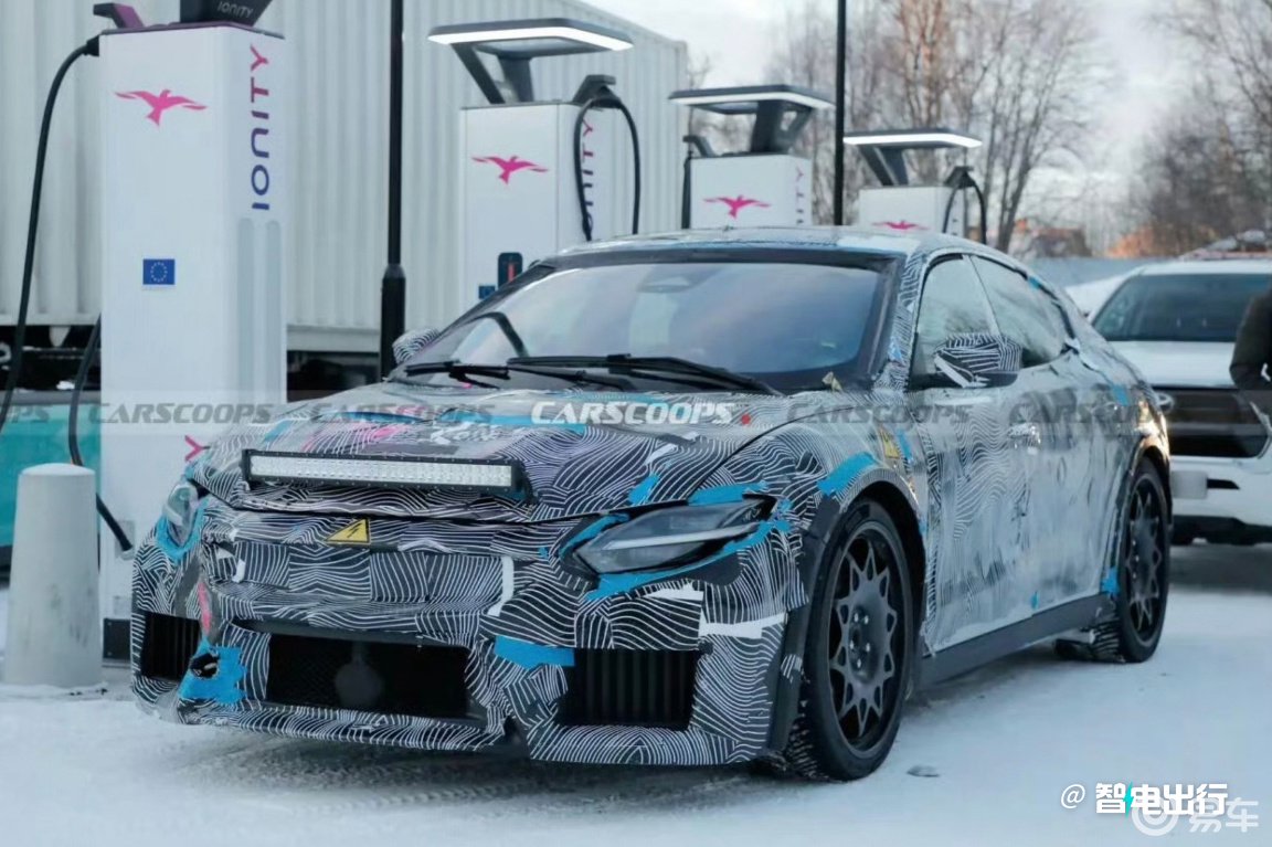 法拉利4门“纯电轿车”轴距近3米！比Panamera还大