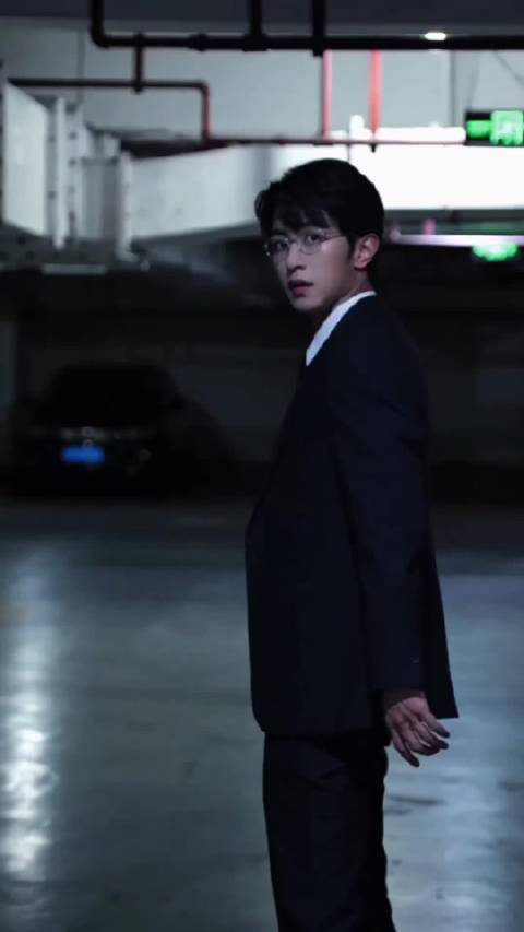 李沛恩合约问题澄清，将亮相娇兰直播