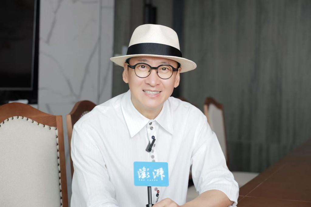 周杰在上海接受澎湃新闻专访