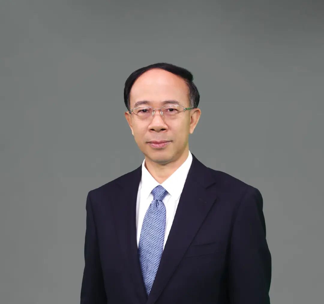和中财办原副主任尹艳林聊了两小时：房价、股市、“十五五”和改革