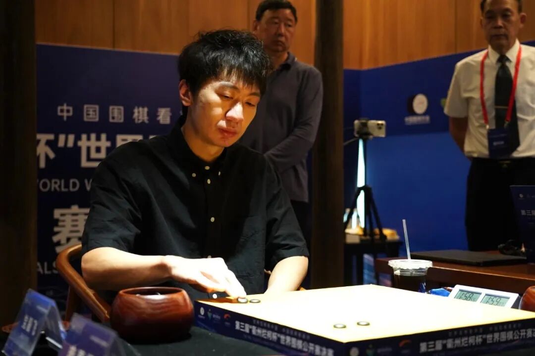 党毅飞在决赛中 图片来源:中国围棋协会