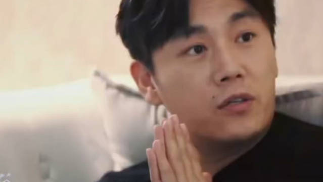 秦昊谈演技称要敢于不演，综艺中展现真实随性