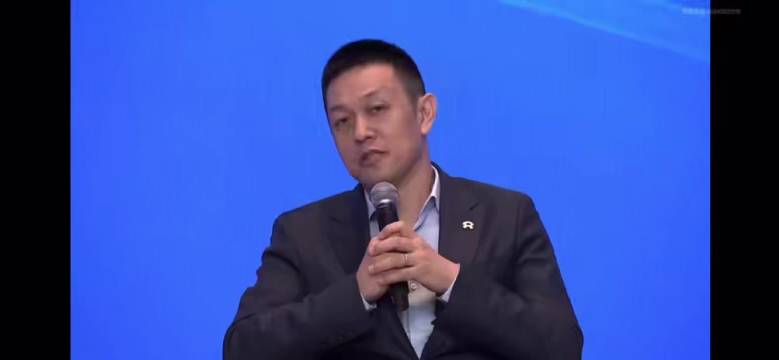 李斌称自动驾驶应优先减少事故