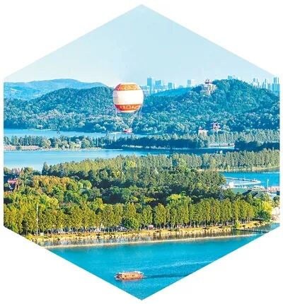 武汉东湖风景区。姚品 摄