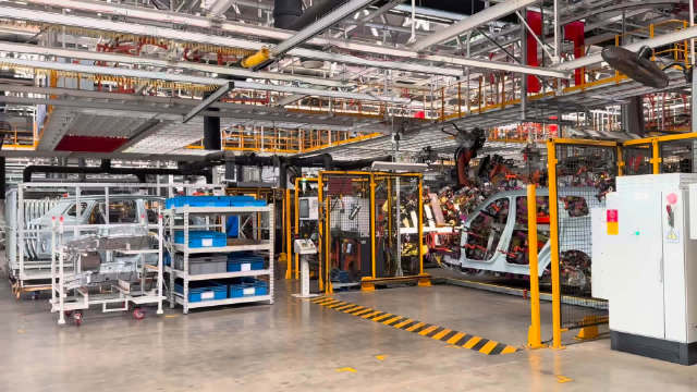 江铃富山工厂展示智能制造实力，上半年整车销售23.5万辆