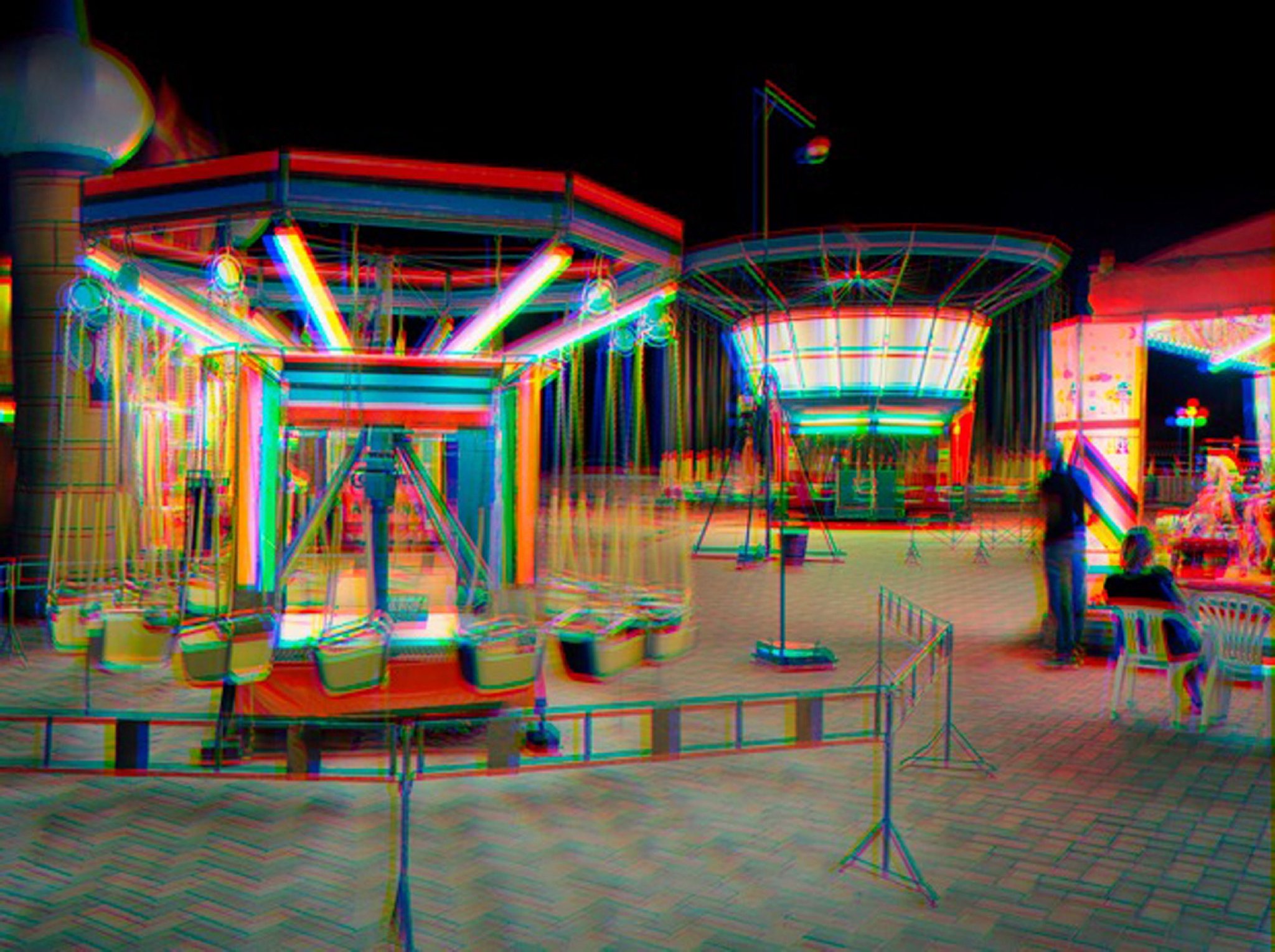 卡斯滕·霍勒與阿蒂利奧·馬蘭紮諾，《托雷瓦多·一腳踢》，2011年。 圖片由藝術家提供