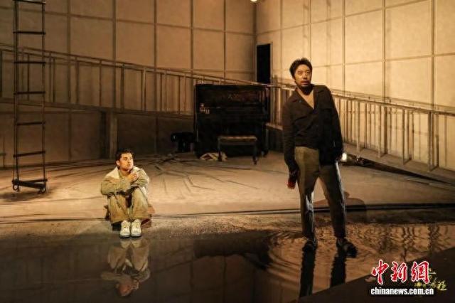 《进入黑夜的漫长旅程》二轮上演。演出方供图