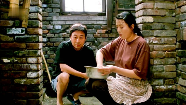 90年代小老百姓的蜗居生活，冯巩影帝之作