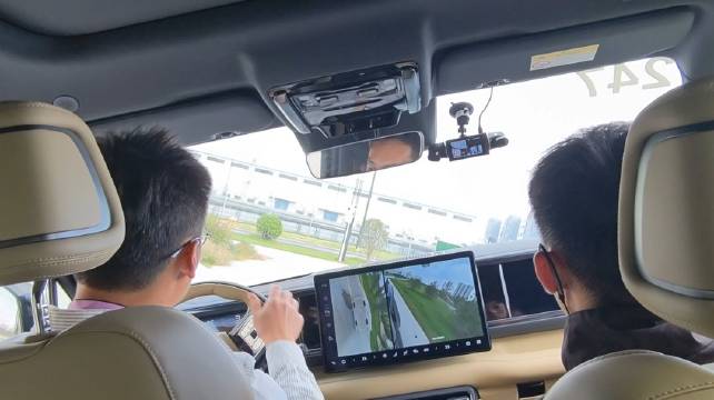 方程豹5郑州赛车场轻度越野体验