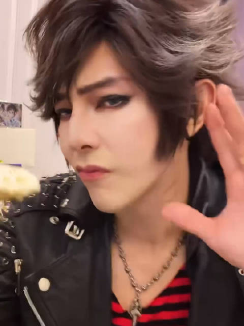 2025.10.19XHS直播存档P1 鬼龙大大也来吃播啦 @汪东城