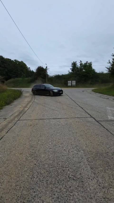 宝马后驱1系，最好玩的后驱小钢炮，可以停产了