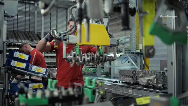 沉浸式感受2025款保时捷911生产全过程 来源：David