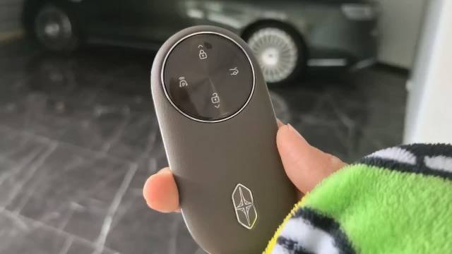 享界S9T沉浸式午休体验引同事羡慕