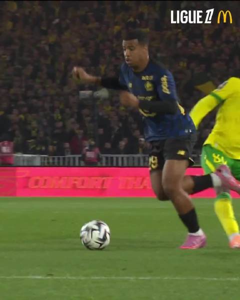 里尔前锋伊加马内连过四人破门，本赛季已贡献3球1助