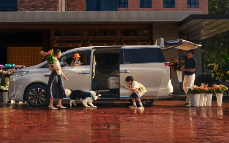 WEY高山7开启预订，让全家出行舒适且安心