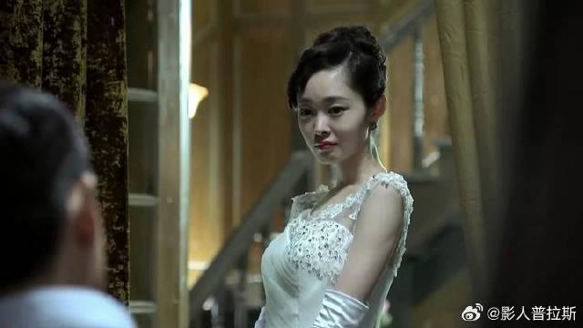 明台和于曼丽拍结婚照 郎才女貌，结果拍完的姿势太好笑