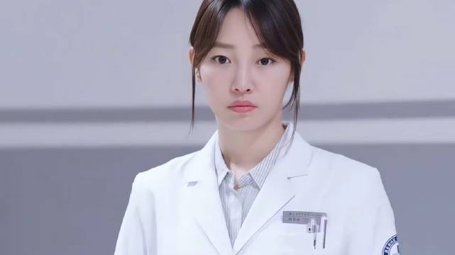 医院冲突现场！护士这样镇住全场《外科医生》靳东白百何李佳航蓝盈莹刘奕君