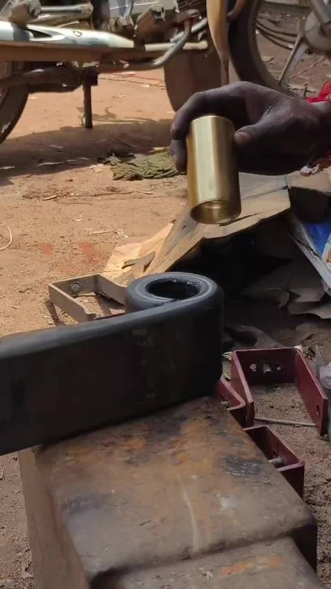 巴基斯坦手搓卡车减震钢板