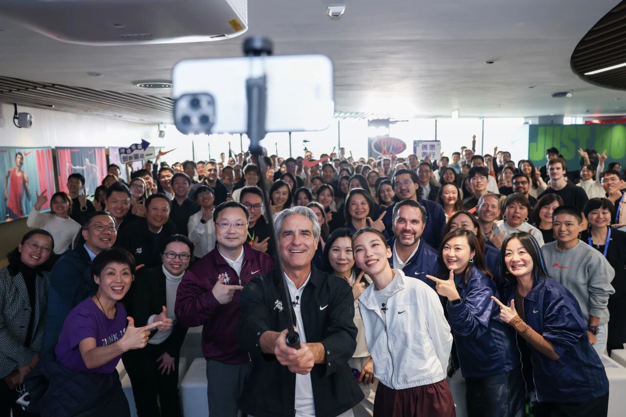 贺雁峰参与相关活动。图片来源:耐克