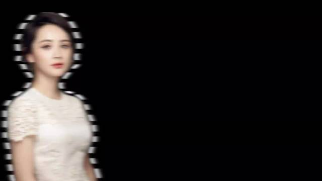 邓莎产检独行王艳跪地洗脚，郭碧婷被指生育工具