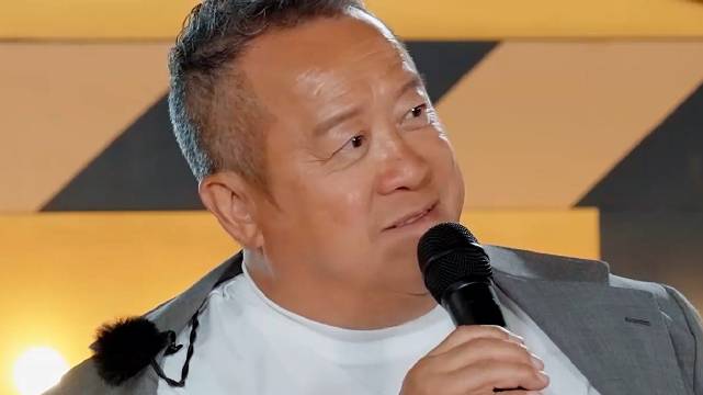 曾志伟夸奖柯淳，郝蕾监制为二代艺员说话，称自己不偏心