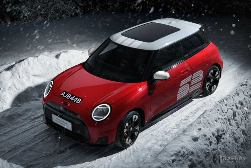 电动MINI JCW蒙特卡洛之夜60周年纪念版上市 限时24.68万元