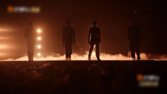 张智霖、陈小春、林晓峰、周柏豪《明星》舞台，这首歌真的太好哭了！