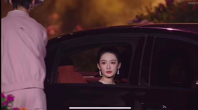 李沁从古典闺秀到实力派的蜕变