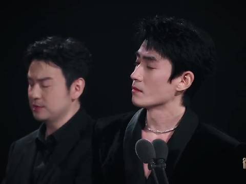 朱一龙主演电影空枪官宣，持枪犹豫表情引期待