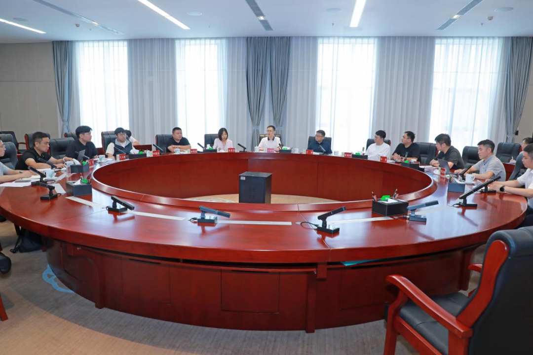 青年经销商代表座谈会现场图片来源：君品习酒公众号