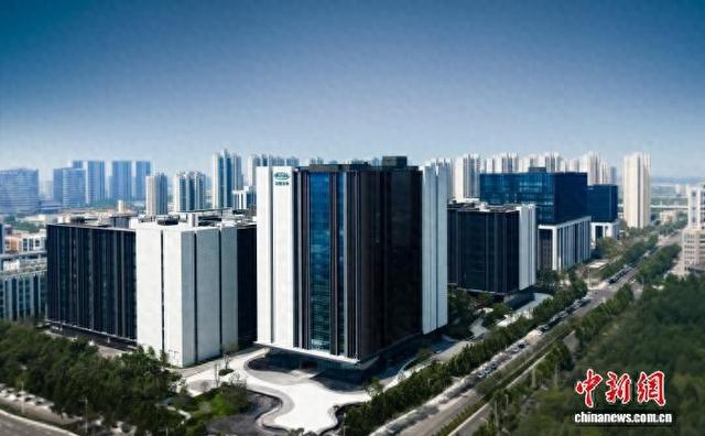 图为安图生物总部大楼。 郑州安图生物工程股份有限公司 供图