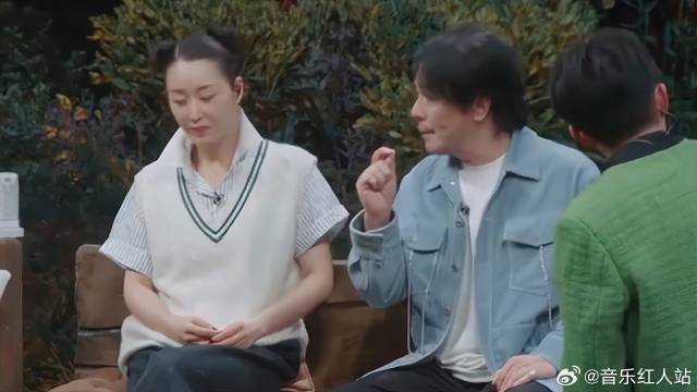 别人唱阿杜的歌都降调，唯独周深升调，惹阿杜不高兴！