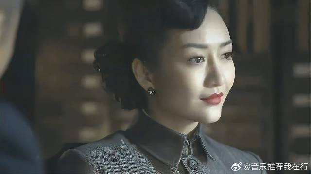 明楼露出破绽，敌方头子设陷阱试探，这下麻烦了！