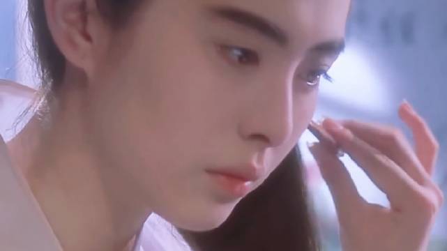 王晶曝王祖贤因感情伤害与行业低迷退圈